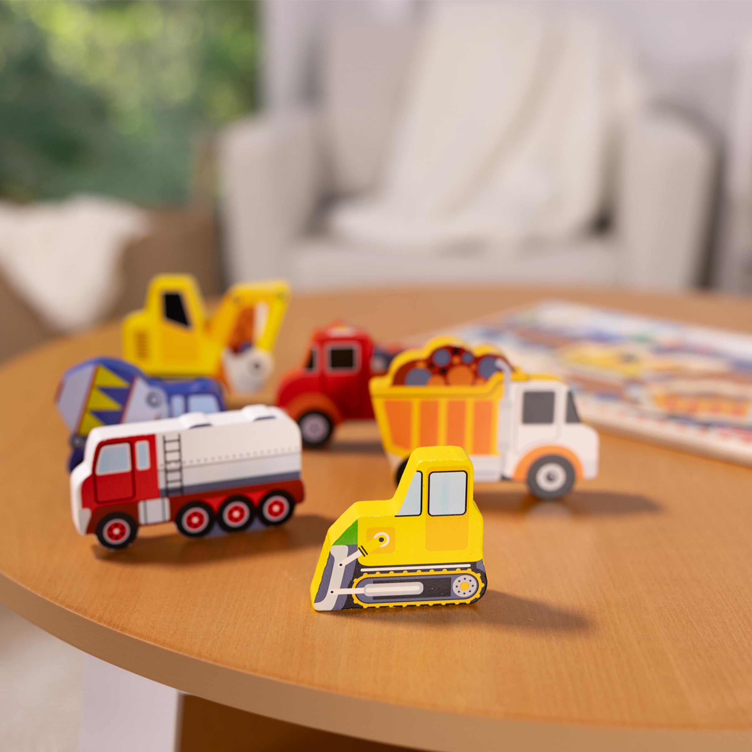 Melissa and Doug construction puzzle set enhances early construction-themed play sessions.