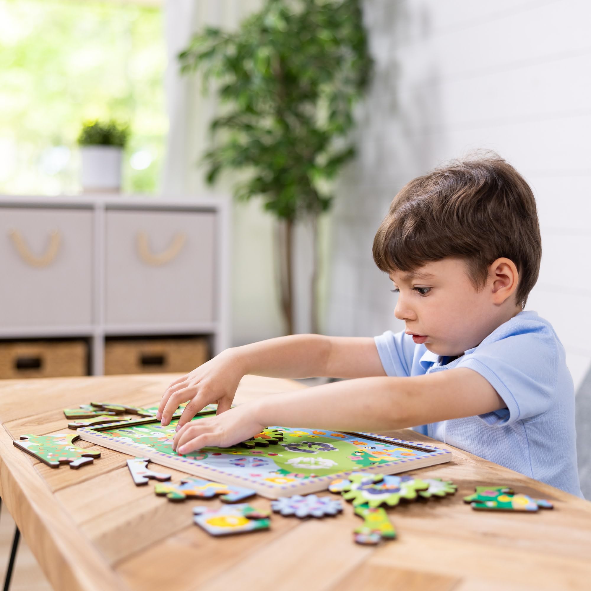 Gear mechanism fitting over pegs in Melissa & Doug puzzle