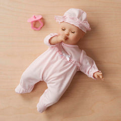 Jenna pairs with dress-up and imaginative play activities for richer stories.