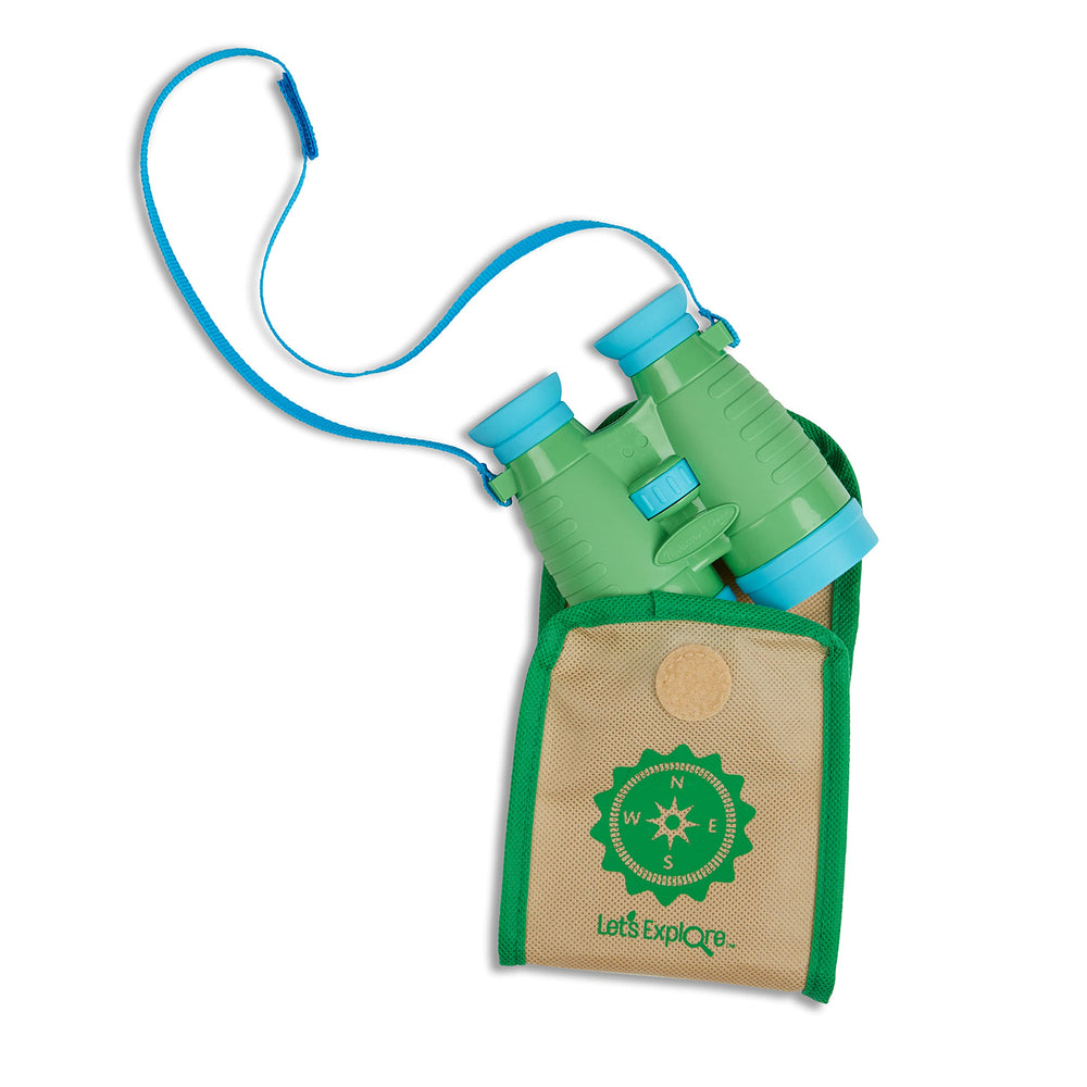 Melissa & Doug Let’s Explore storage bag keeps gear organized for quick outdoor trips.