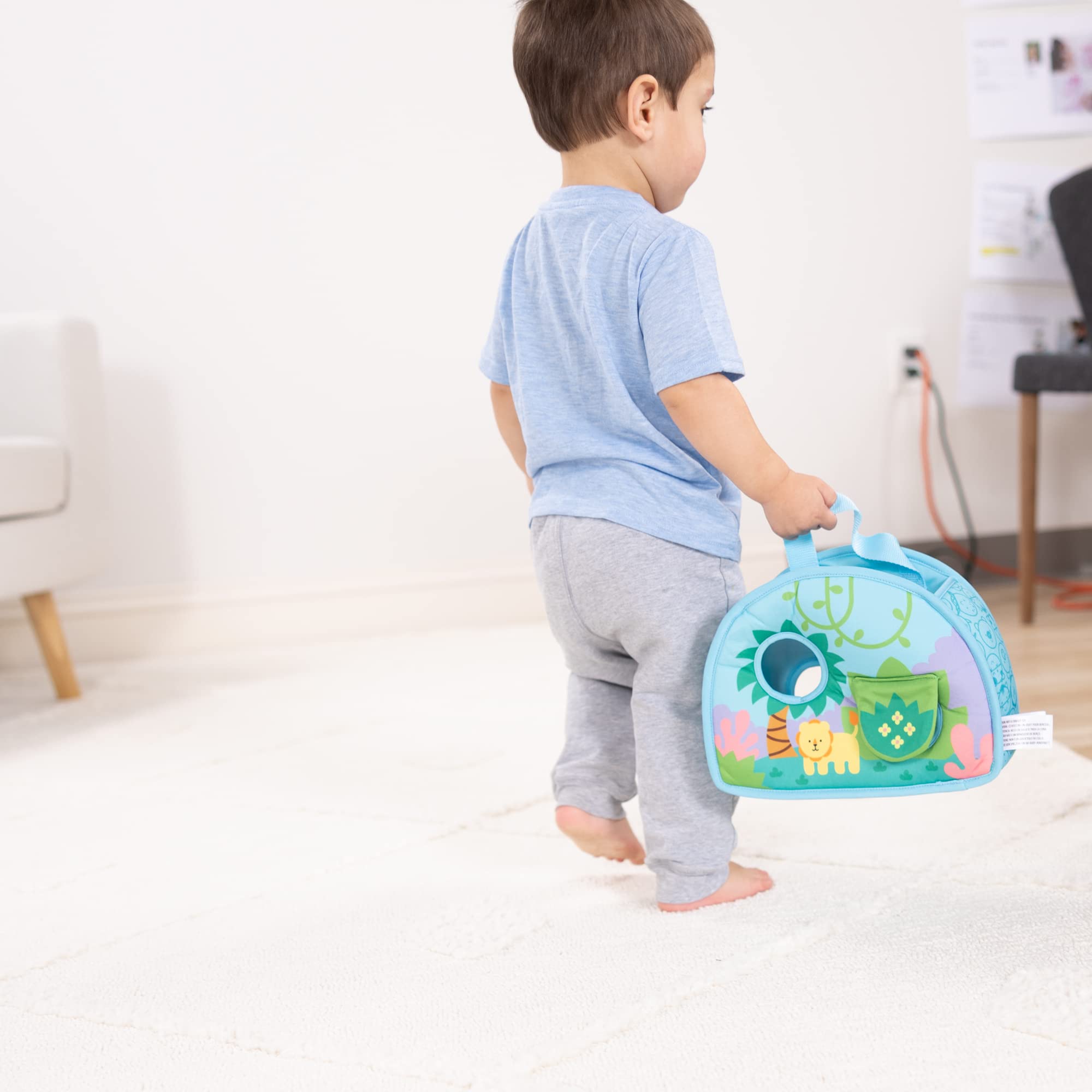 Melissa & Doug Rollables giraffe rollable close-up in tote
