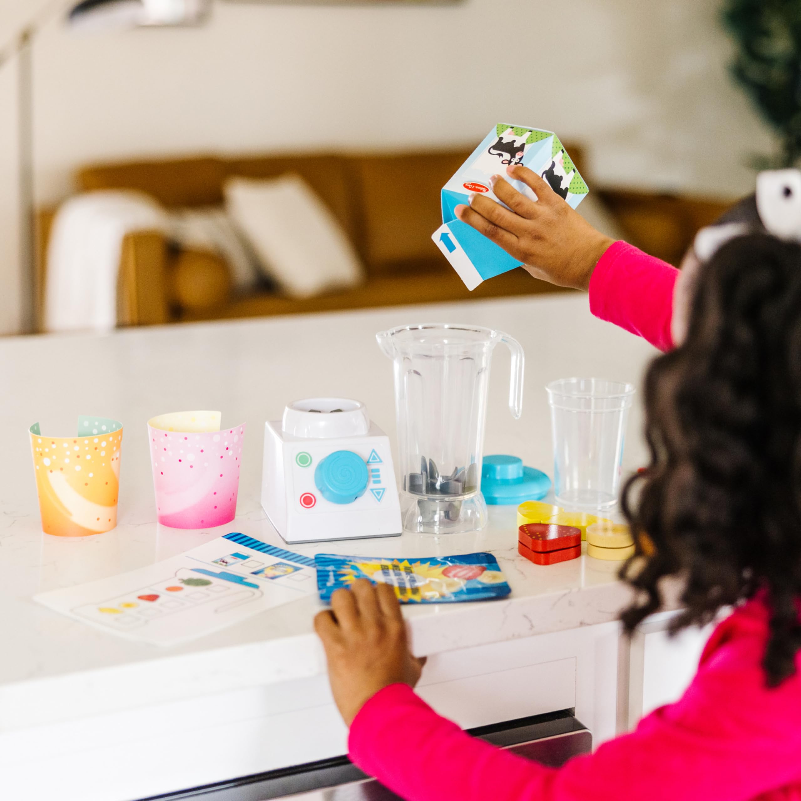 Melissa & Doug Smoothie Maker dial blend control for interactive, hands-on learning.