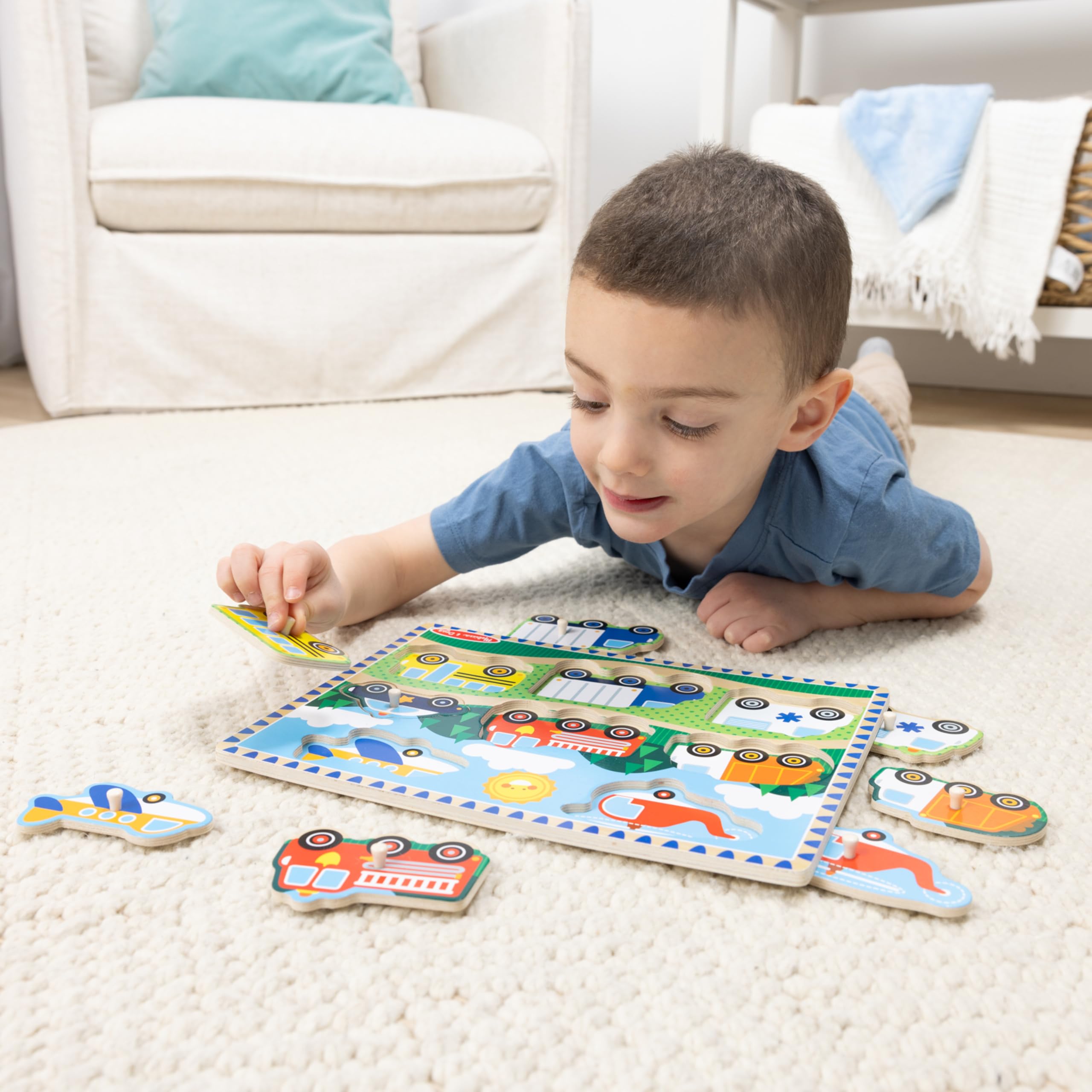 Melissa & Doug peg pieces offer easy-grasp design for little hands