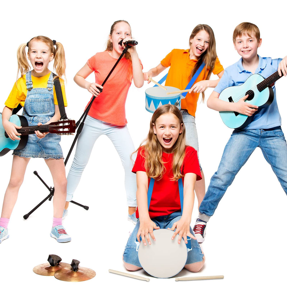 Meooeck drumsticks 8.7 inches are lightweight for little hands.