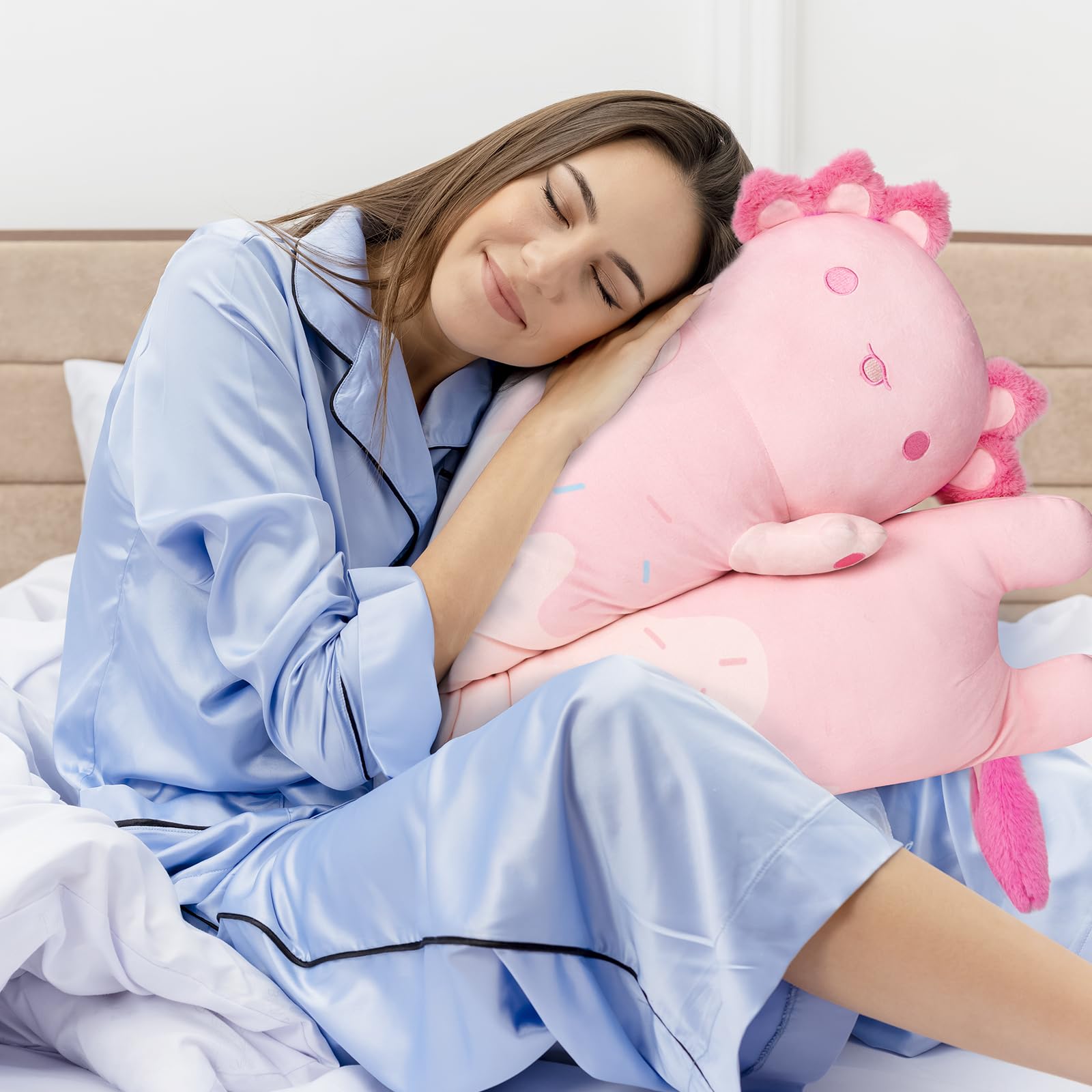 Mewaii Long Axolotl Plush 110cm delivers immersive hug and support on the sofa.