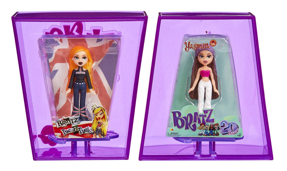 MGA's Miniverse Bratz Minis stackable display-cap keeps your collection organized.