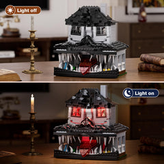 Millionspring Monster House is LEGO-compatible for mixes