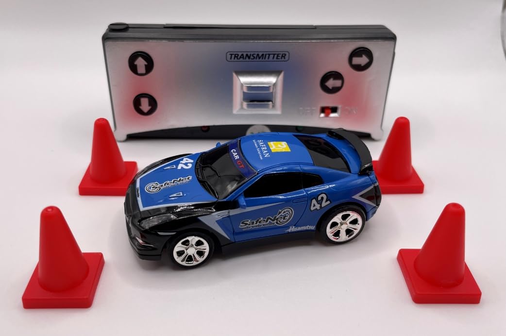Mini RC blue Coke Can side view highlights portable size for quick setups