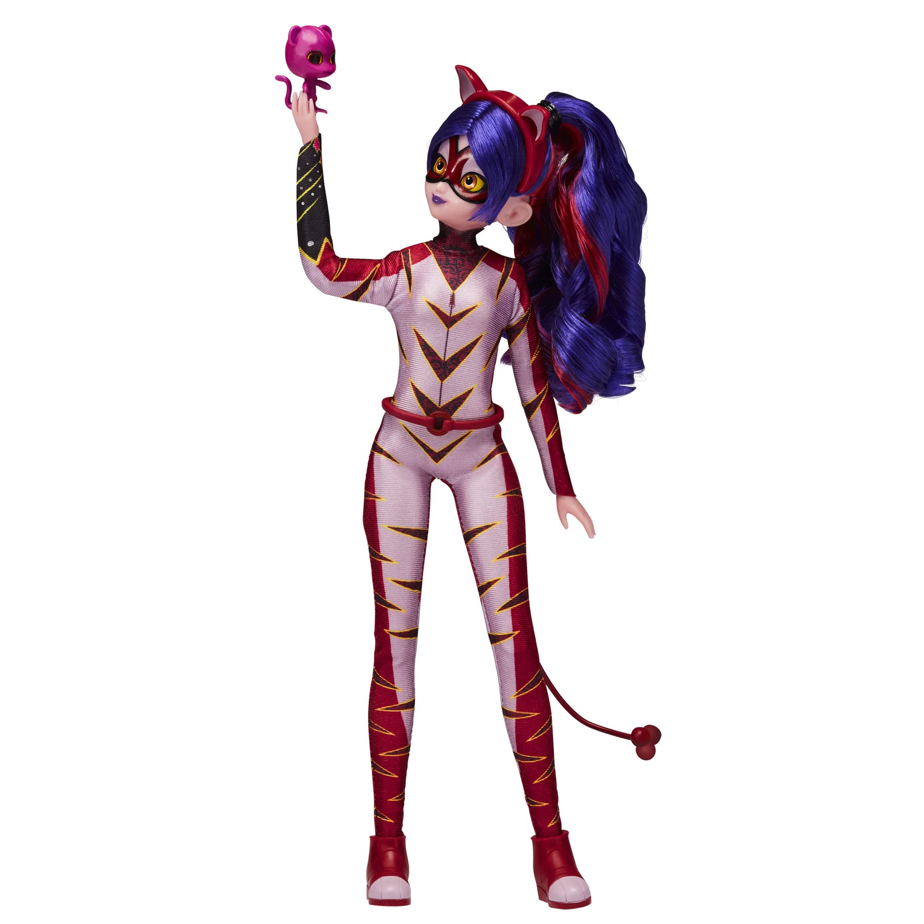 Miraculous 26cm fashion doll for versatile display and play scenarios.