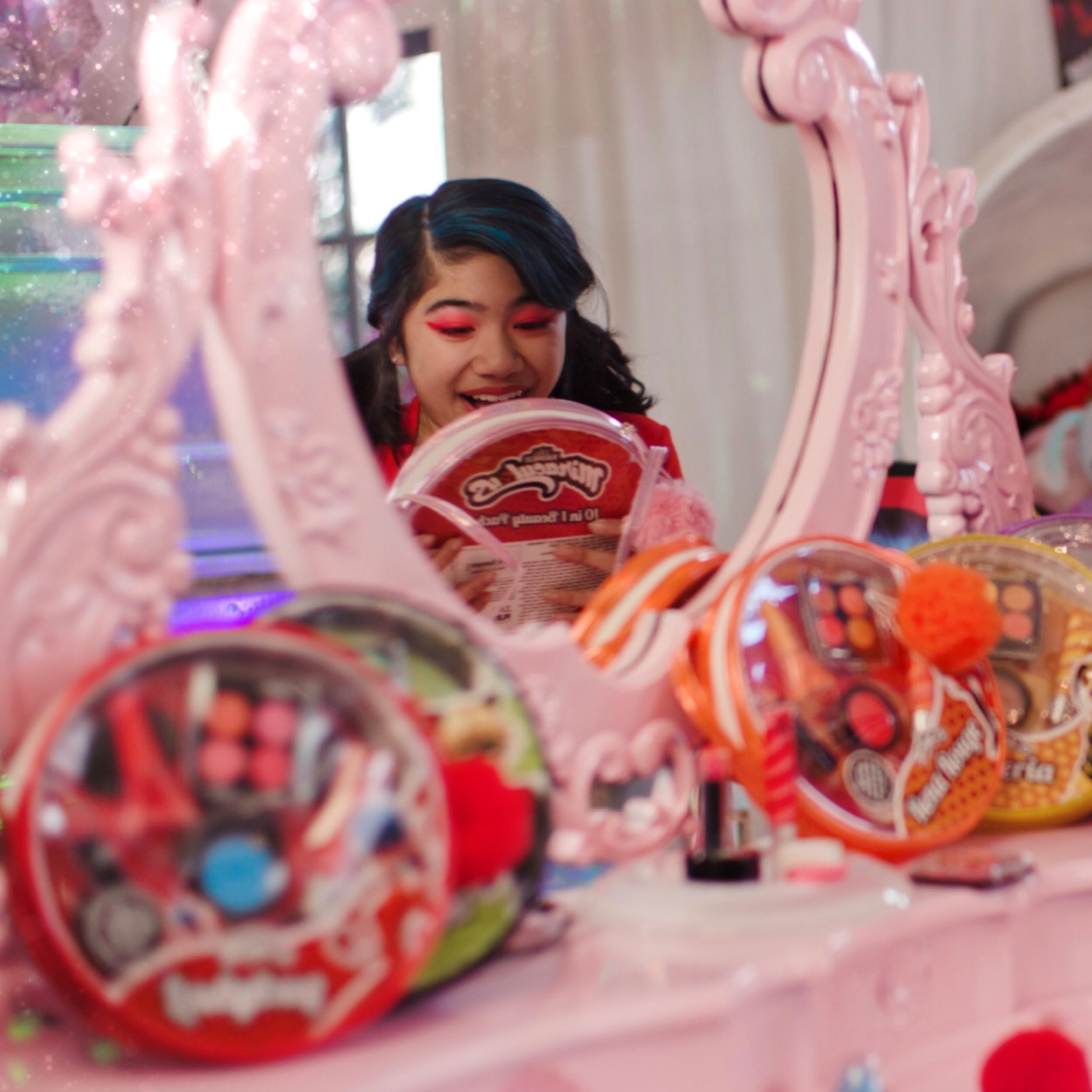 Miraculous Ladybug pressed powder-palette invites kids to experiment with colors safely.