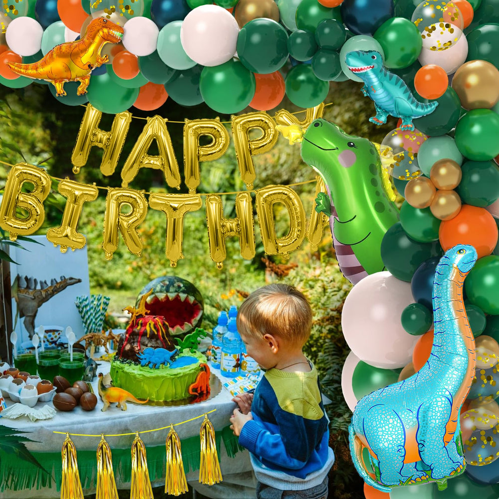 Miucat dinosaur tree decor adds tropical vibe to safari party.