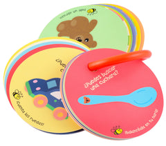 MOLLYBEE KIDS ring-and-card system keeps cards organized for quick play.