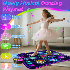 Non-slip surface keeps little feet steady during play on MOMUSE mat.