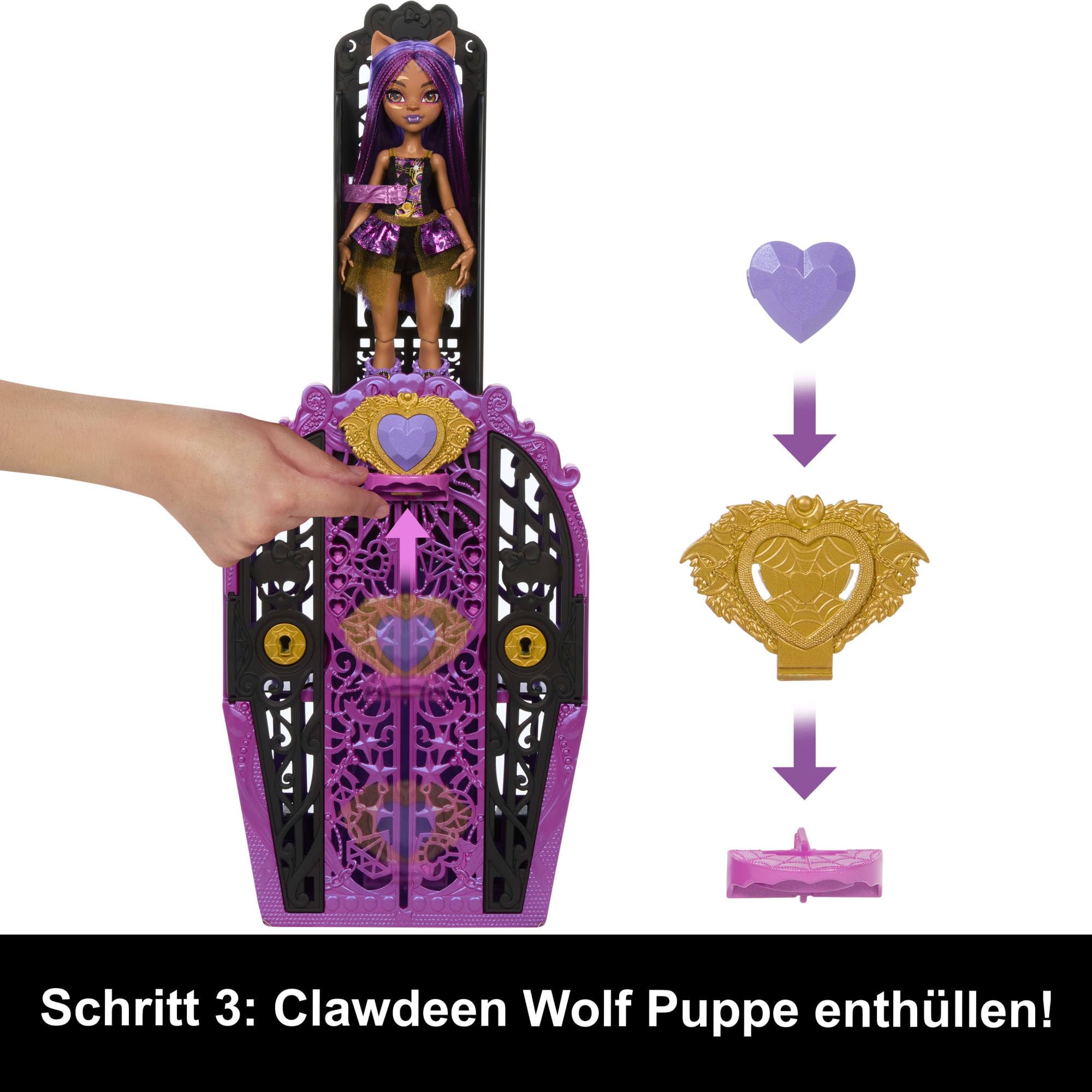 Monster High back-to-back outfit options support endless character styling