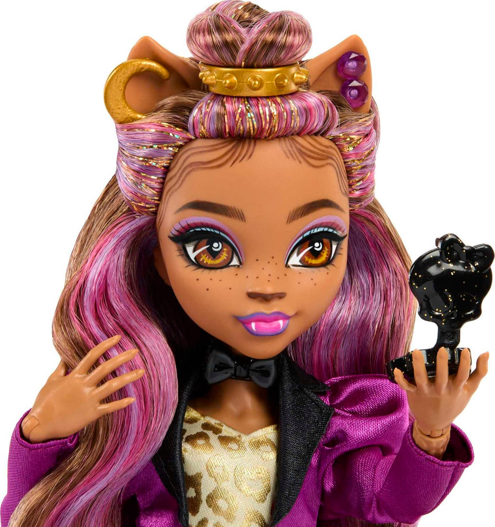 Monster High Clawdeen Wolf satin glam suit highlights dramatic style for fashion storytelling.