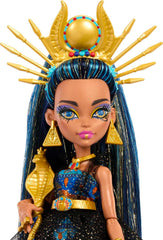 Monster High Cleo De Nile with high pony hairstyle sparks regal storytelling.