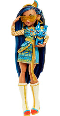Monster High Cleo De Nile knee-high boots add drama to any pretend fashion show.