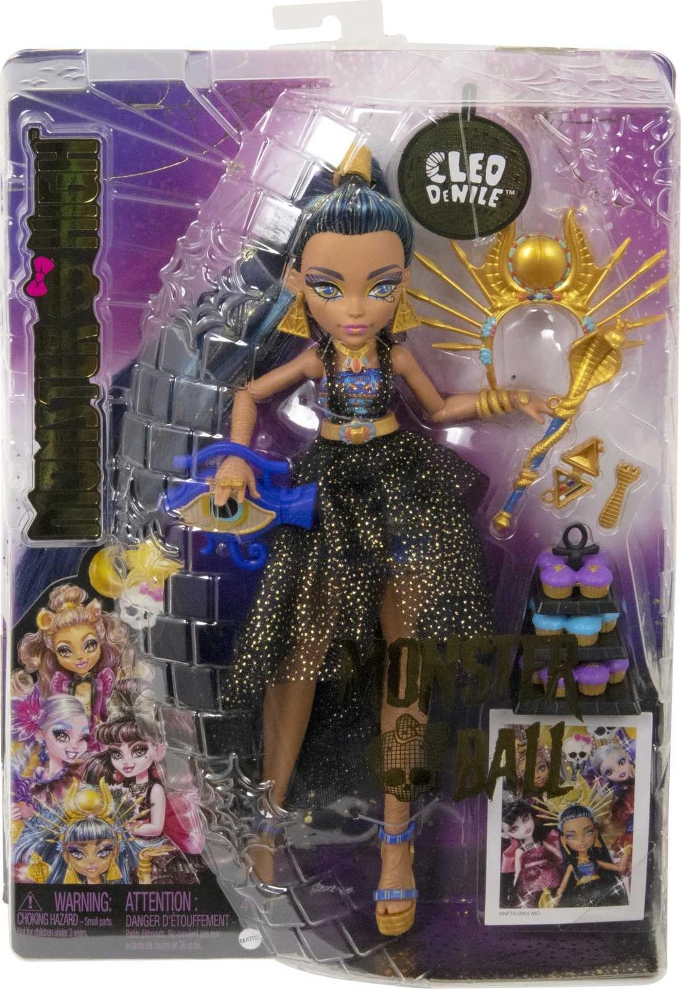 Monster High three-tier cupcake stand enhances party-themed play moments.
