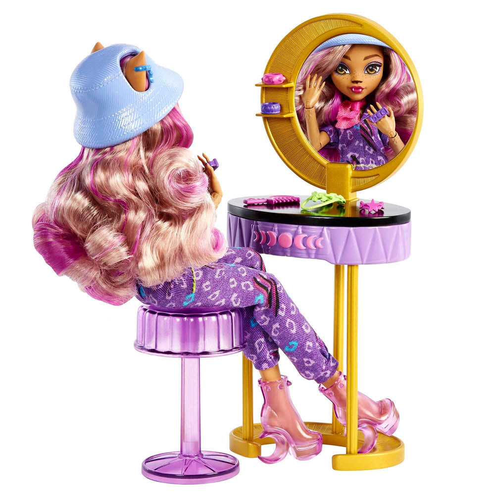 Four complete outfits expand fashion storytelling for every monster occasion.