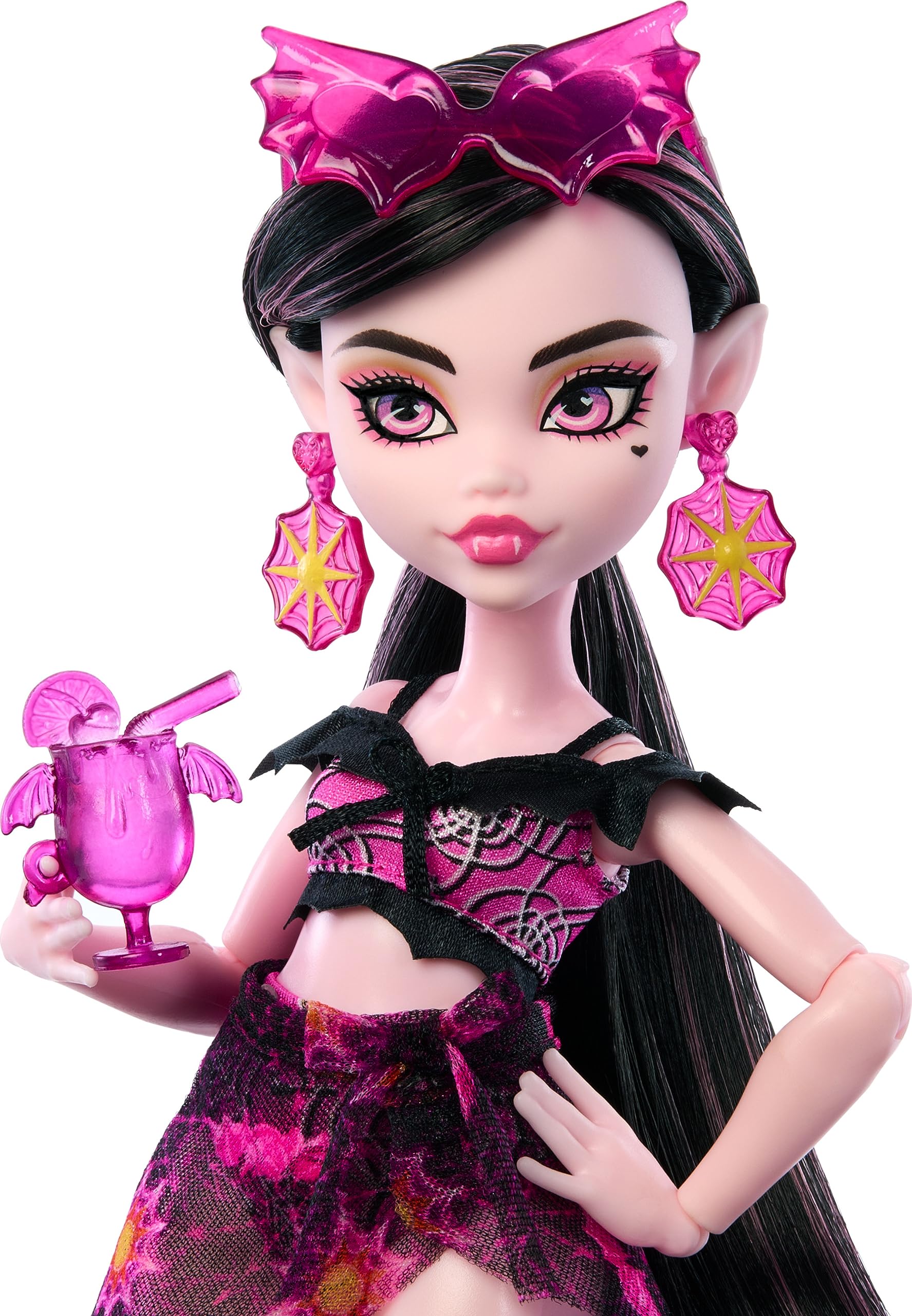 Monster High Draculaura with a wide-brim hat for sun-safe coastal adventures.