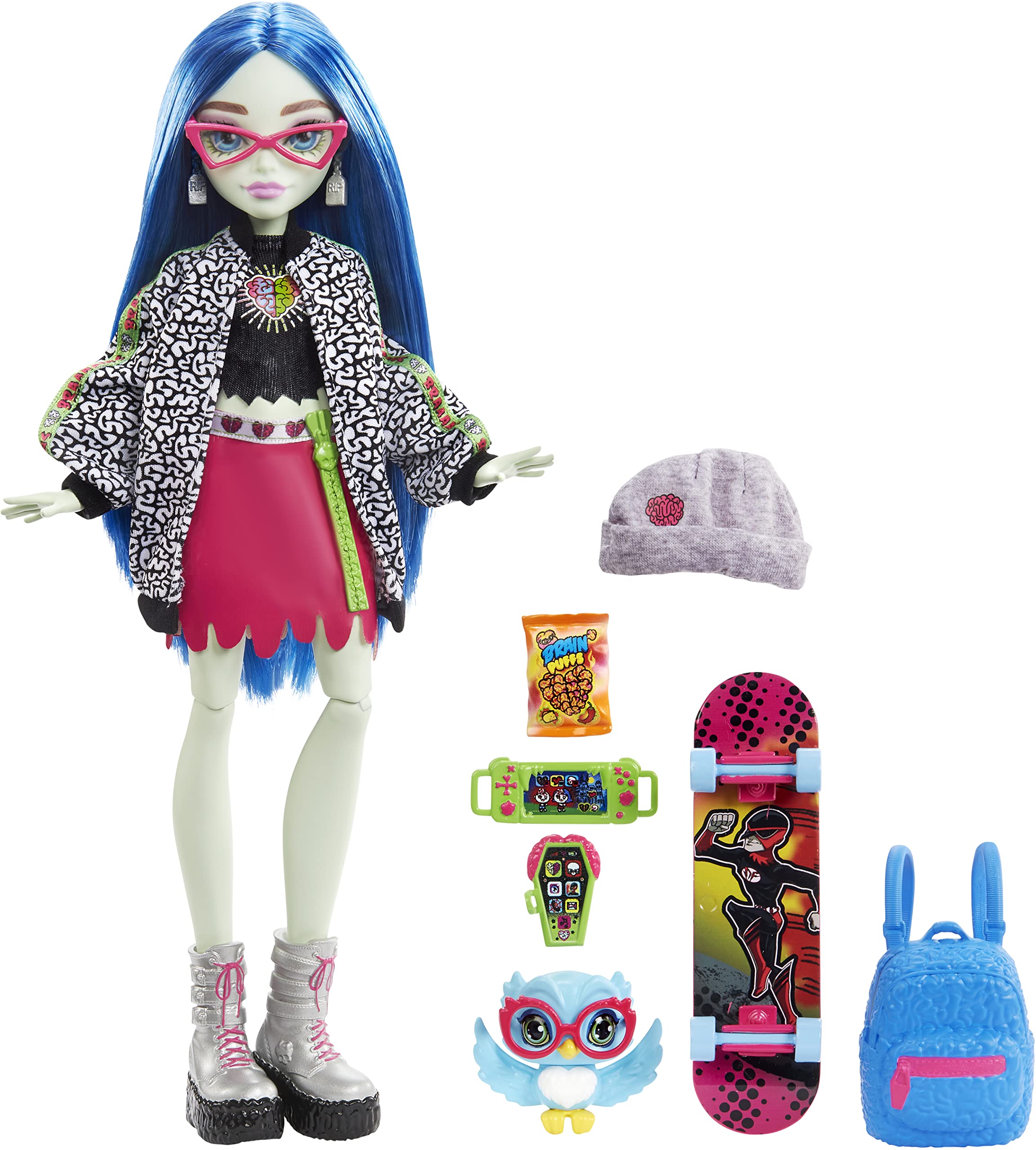 Ghoulia Yelps doll in hoodie and boots for versatile styling