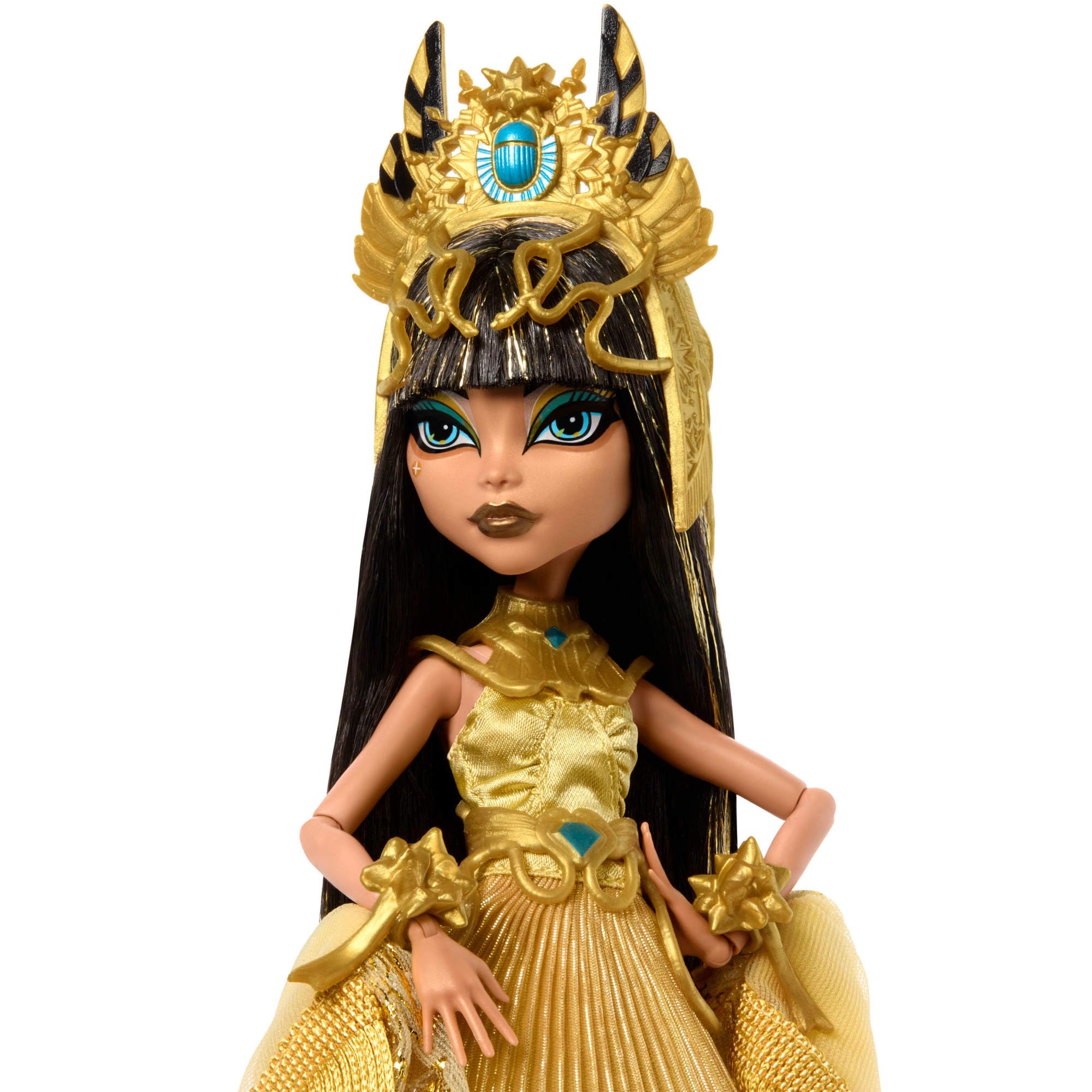 Monster High Cleo De Nile with shimmery fringe shawl for festive drama.