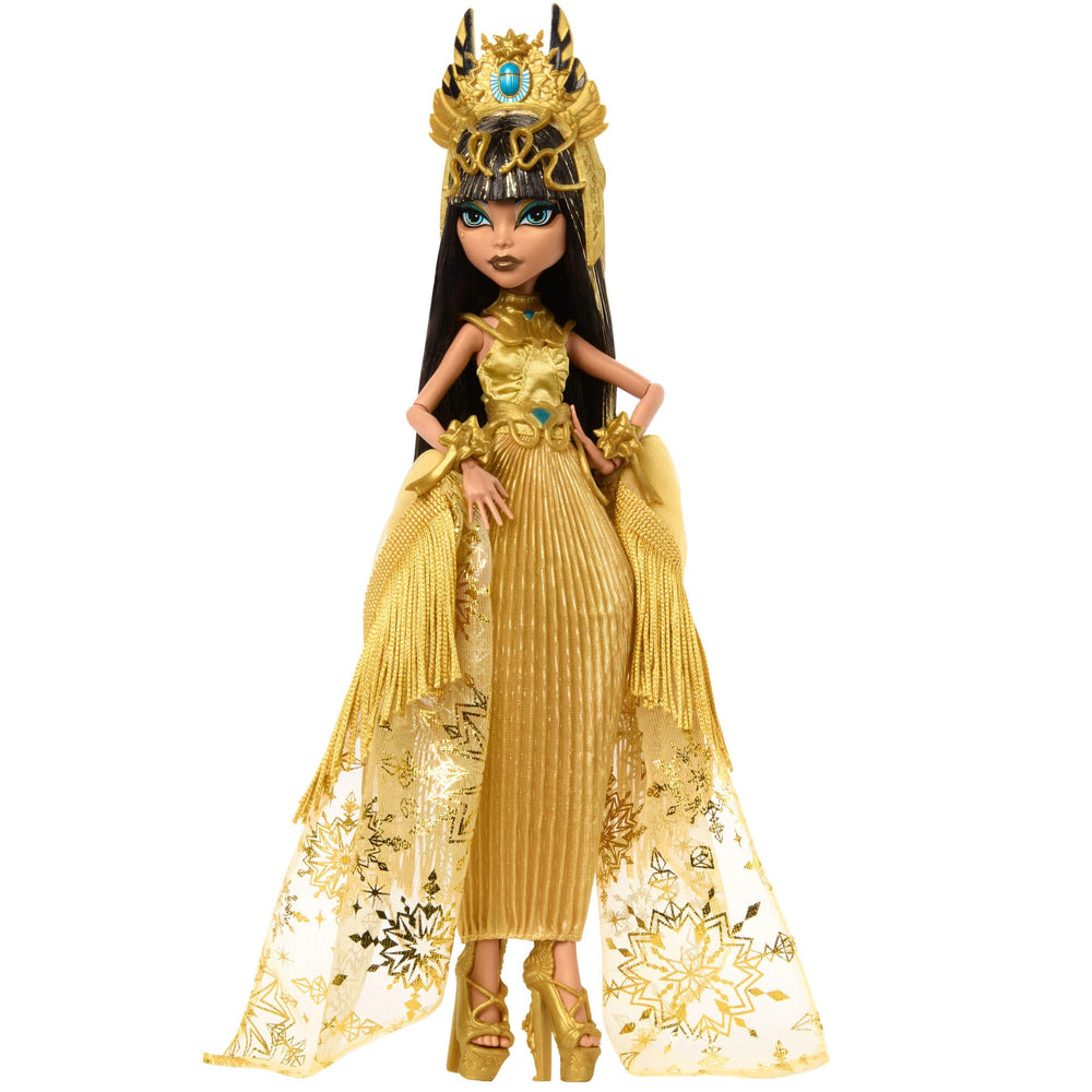 Monster High Howliday Cleo Nile belt and snake details elevate the outfit.