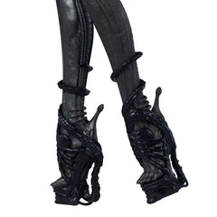 Monster High Skullector Alien Doll featuring bendable tail for posing