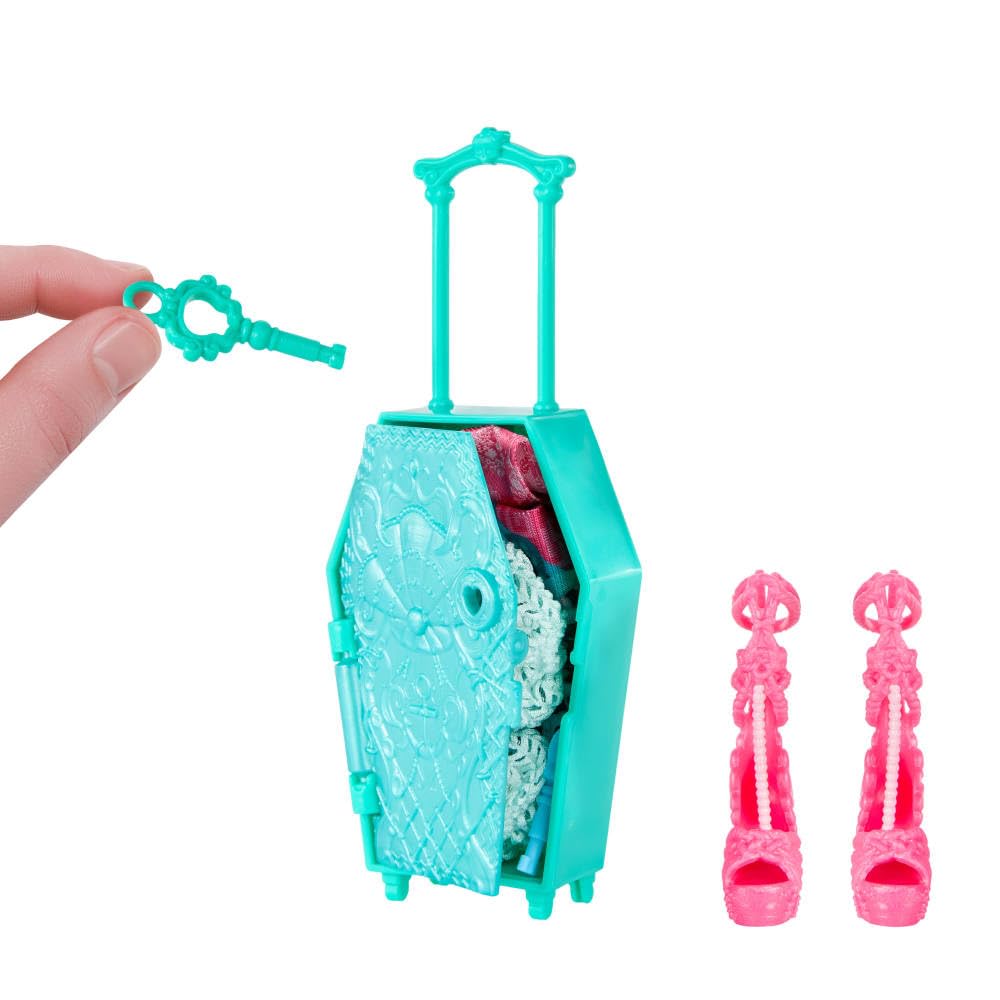 Hidden key at the front case opens new layers of Monster High adventure.