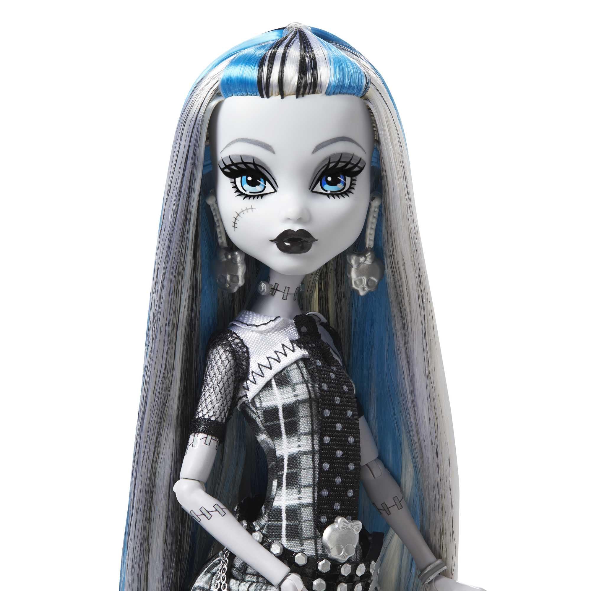 Watzie the dog figure with Monster High Frankie Stein for playful display and storytelling.