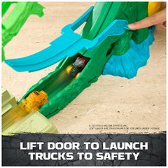 Monster Jam Cobras Crazy Escape right base support keeps layout sturdy