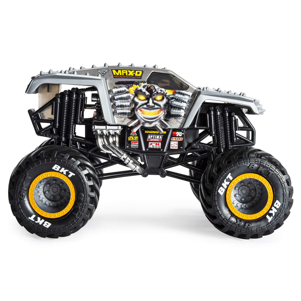 Monster Jam Max D 1:24 suspension action shot highlights dynamic posing