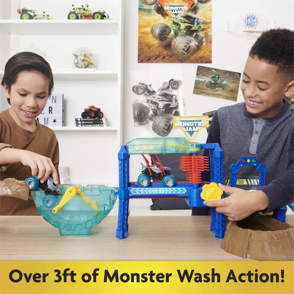 Monster Jam MNJ VHP 1t64 Power Wash Playset side detail highlighting rugged styling.