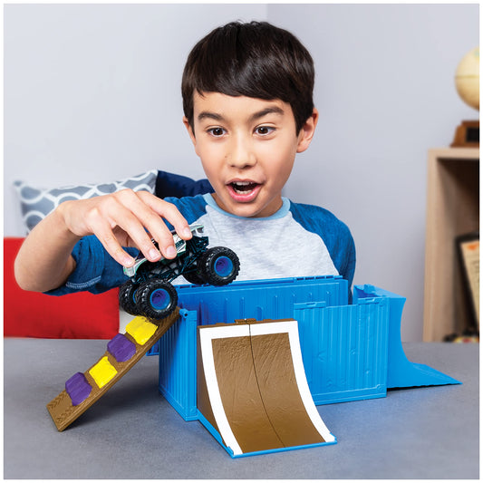 Monster Jam Ship It Flip It foldable-playset enables portable play on the go.