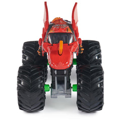Monster Jam stylized rims and chassis details enhance visual authenticity.