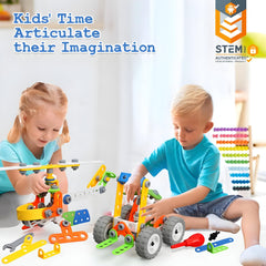 MOONTOOY creative play scene showing kids building together