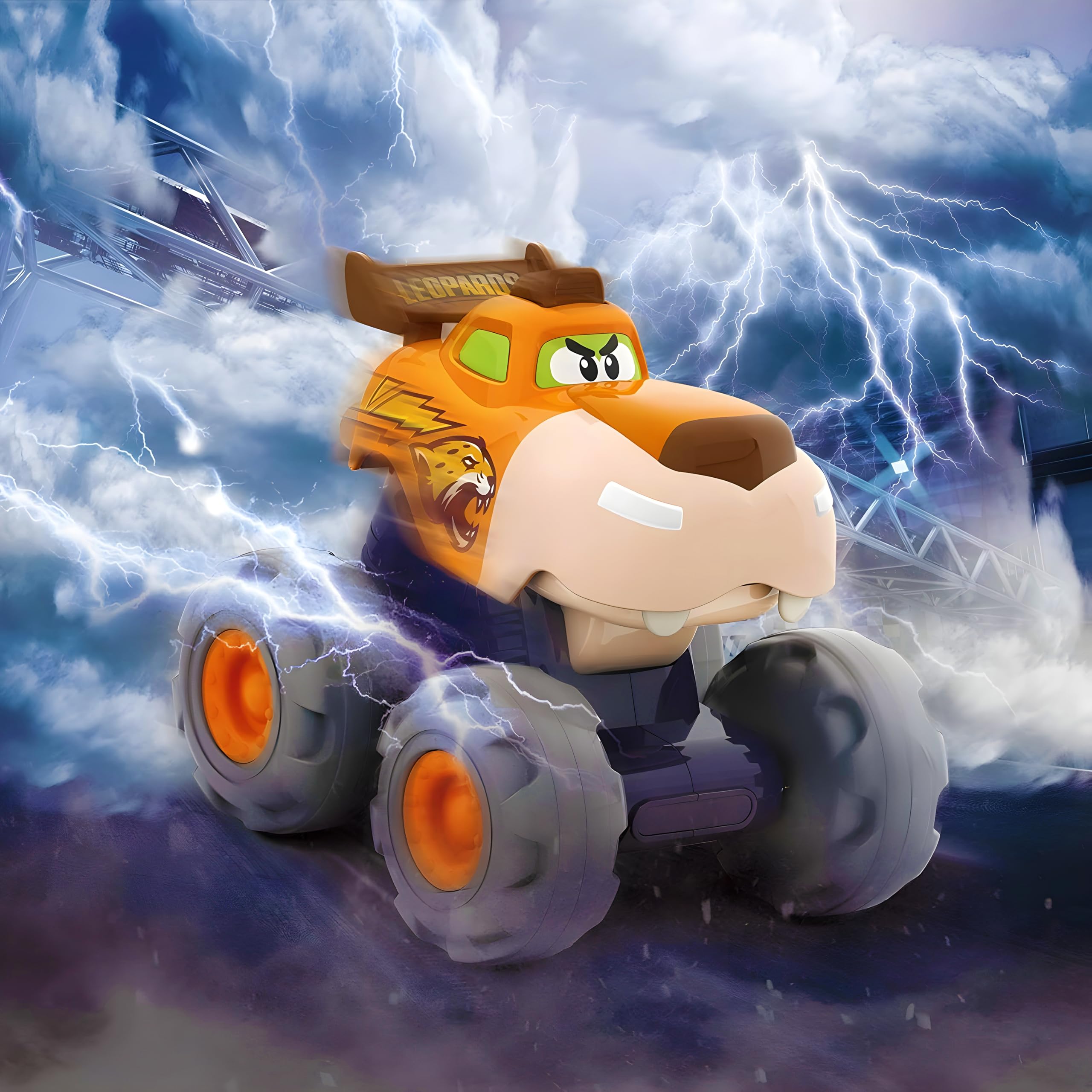 Young tester explores MOONTOY trucks boosting hand-eye coordination
