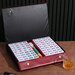 Mose Cafolo Mahjong XL tiles show engraved numbers and characters for clear play.