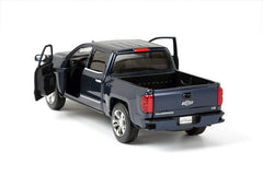Motormax 1:27 scale diecast model with rubber tires for realistic shelf presentation