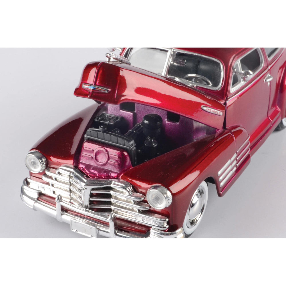 Motormax 1948 Chevy Aerosedan Fleetline interior detail for collectors and display