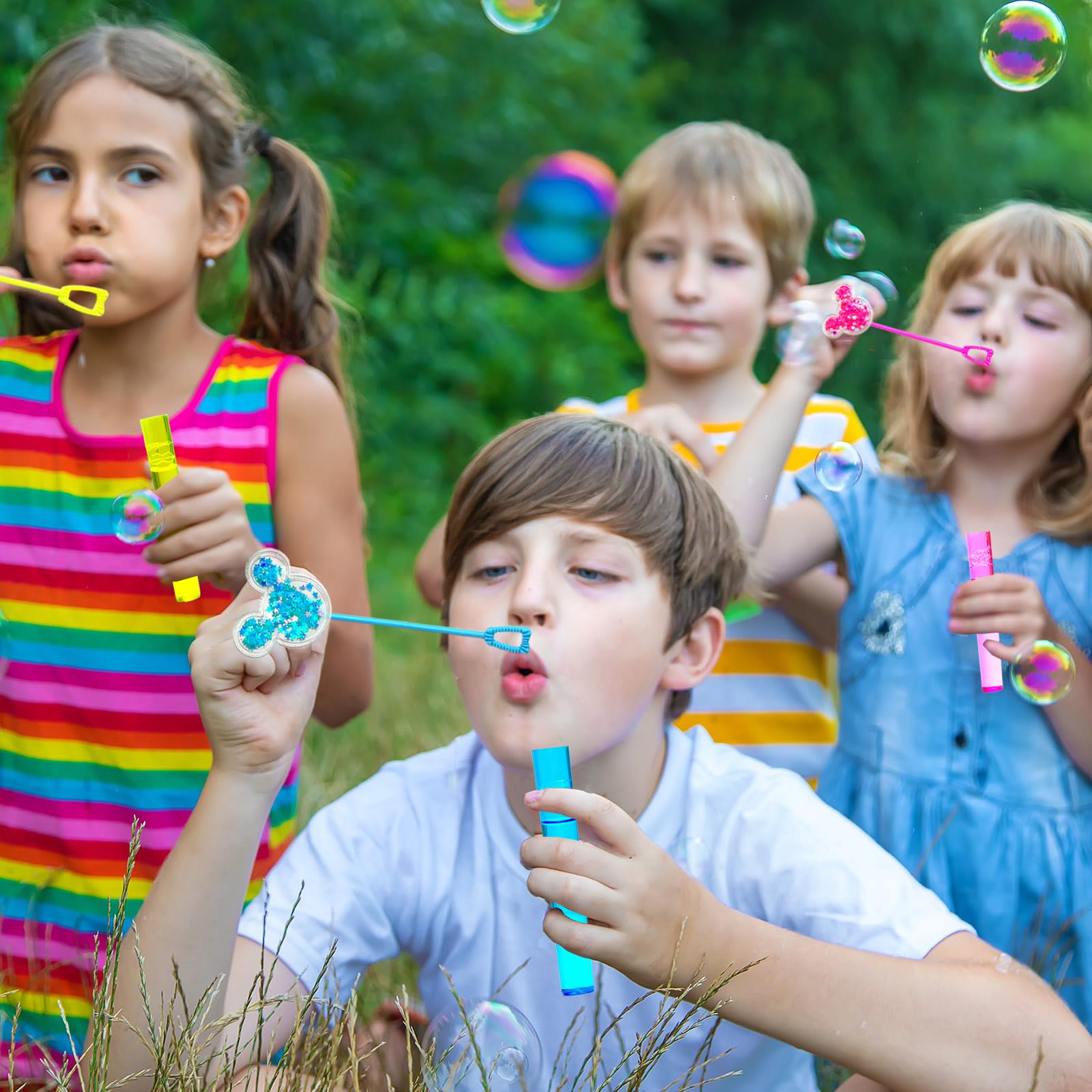 Mouse Party Favors party gifts encourage indoor and outdoor bubble fun