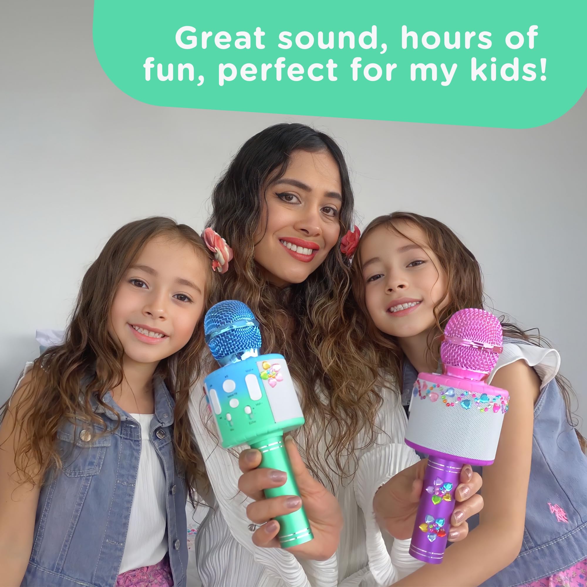 Move2Play karaoke mic delivers high-volume, quality sound for lively performances