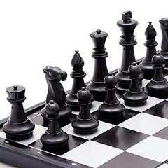 Multipurpose Go family-friendly design supports shared game nights