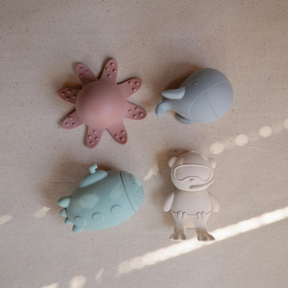 Mushie Sealife scuba diver bath toy for tiny hands