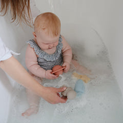 Mushie Space Bath Dishwasher Safe, quick drying and mold-free storage.