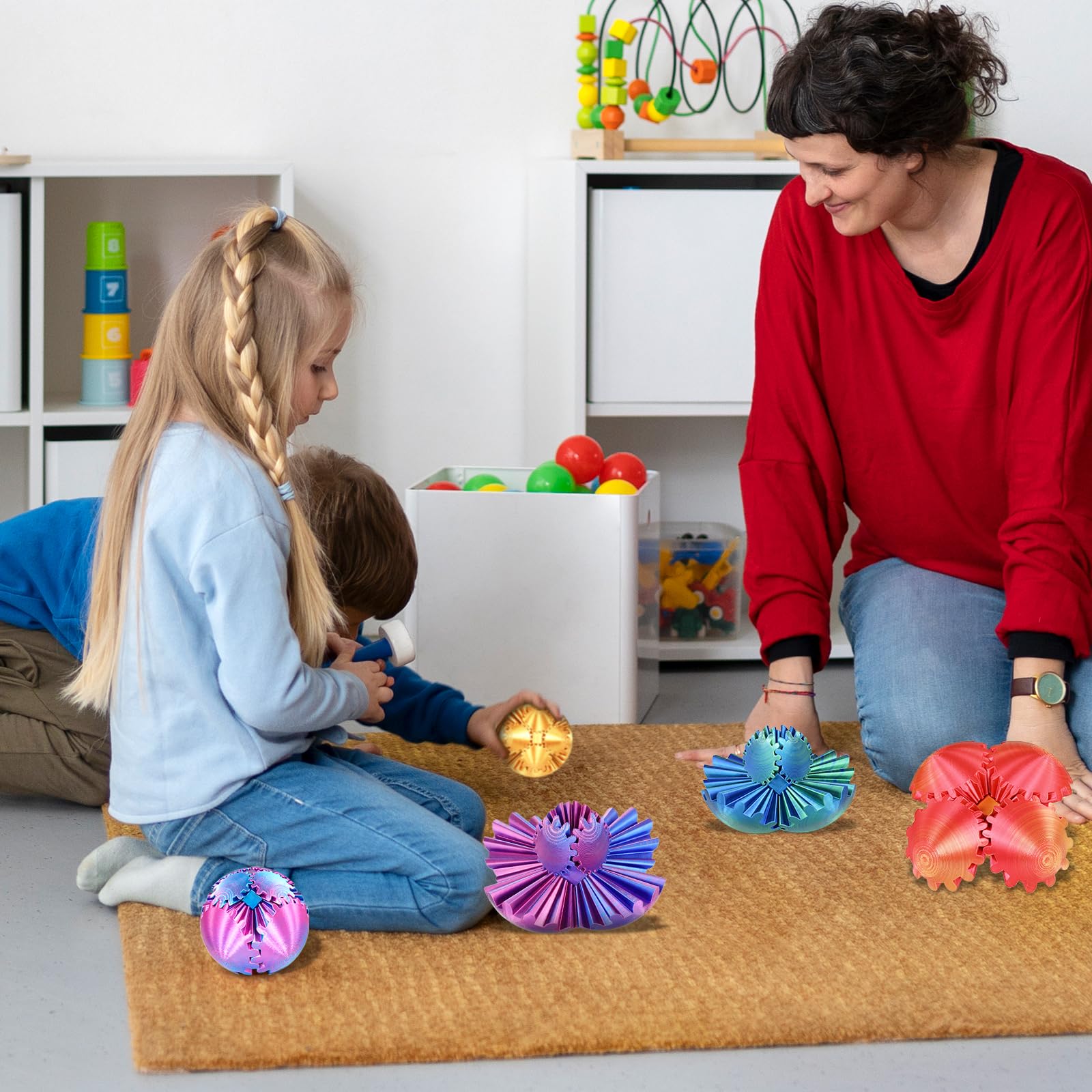 Mydhall Gear Ball packaging closeup, ideal gift idea and easy storage.