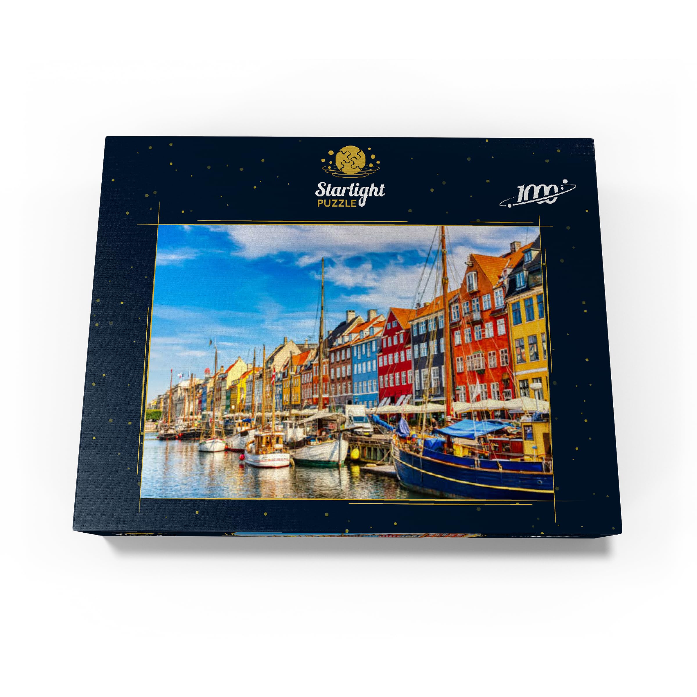 MyPuzzle Nyhavn Harbor die-cut pieces offer varied shapes for a rewarding challenge.