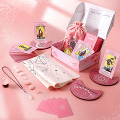 Myripoly velvet pouch keeps your tarot set safe and portable.