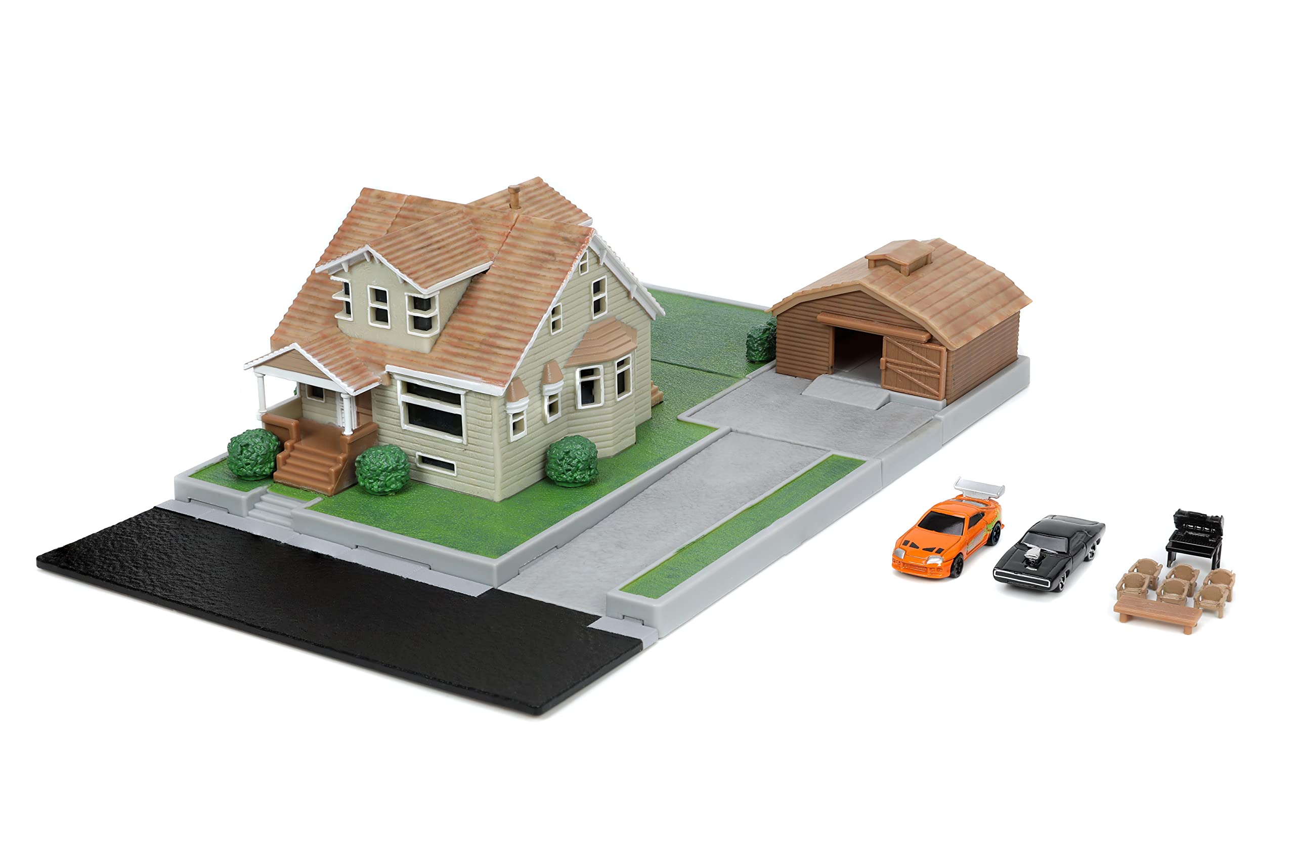 Nano Scene Jada diorama adds picnic chairs for a complete setting.