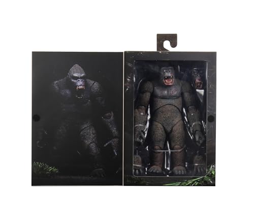 NECA King Kong closed fists for battle-ready stances